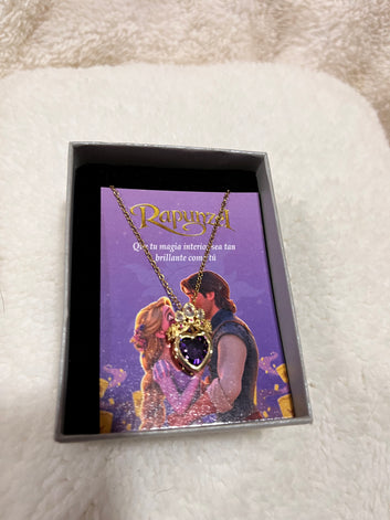 Collar Corazon Rapunzel + CAJARETA